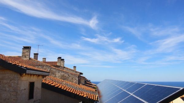 Réduisez vos factures d'énergie avec des panneaux solaires à Narbonne